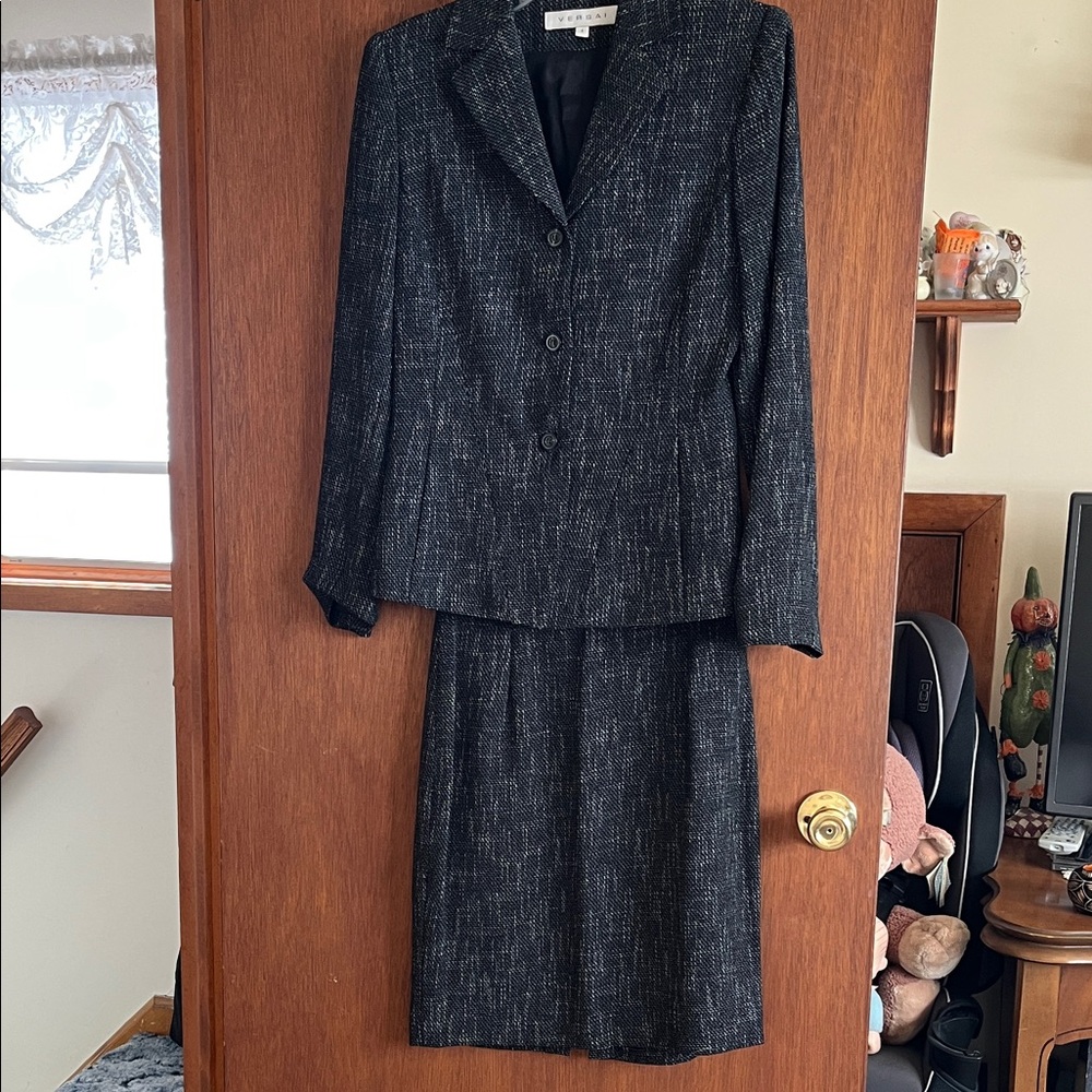 Versani Black and Gray Textured Blazer